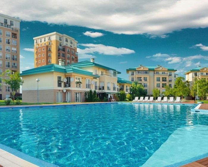 Sunny Deluxe Apartment Cosmopolis Stefanestii de Jos Kültér fotó