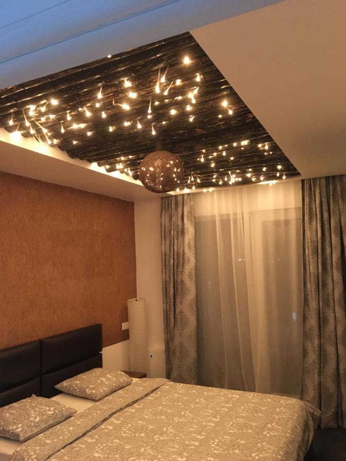 Sunny Deluxe Apartment Cosmopolis Stefanestii de Jos Kültér fotó
